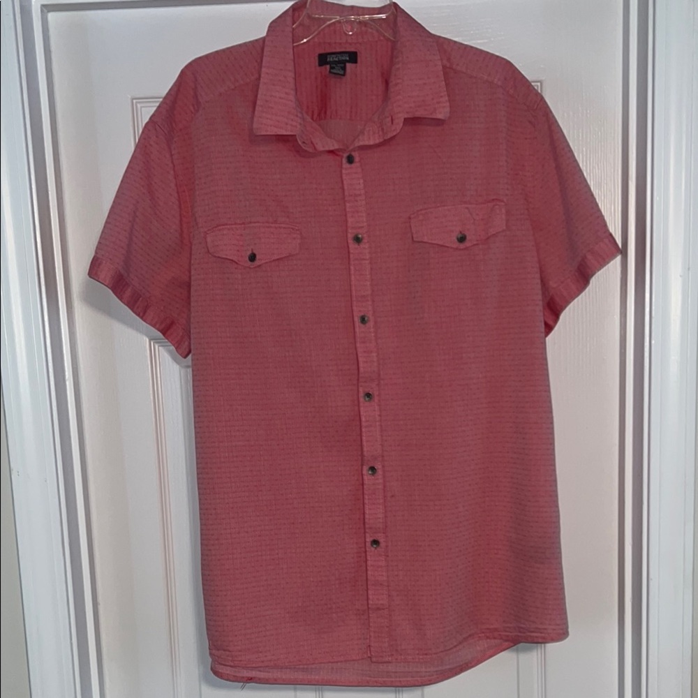 Kenneth Cole Reaction Casual Button Down Shirt

F